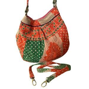 World Finds Hobo Large Bag Quilted, Stitched
